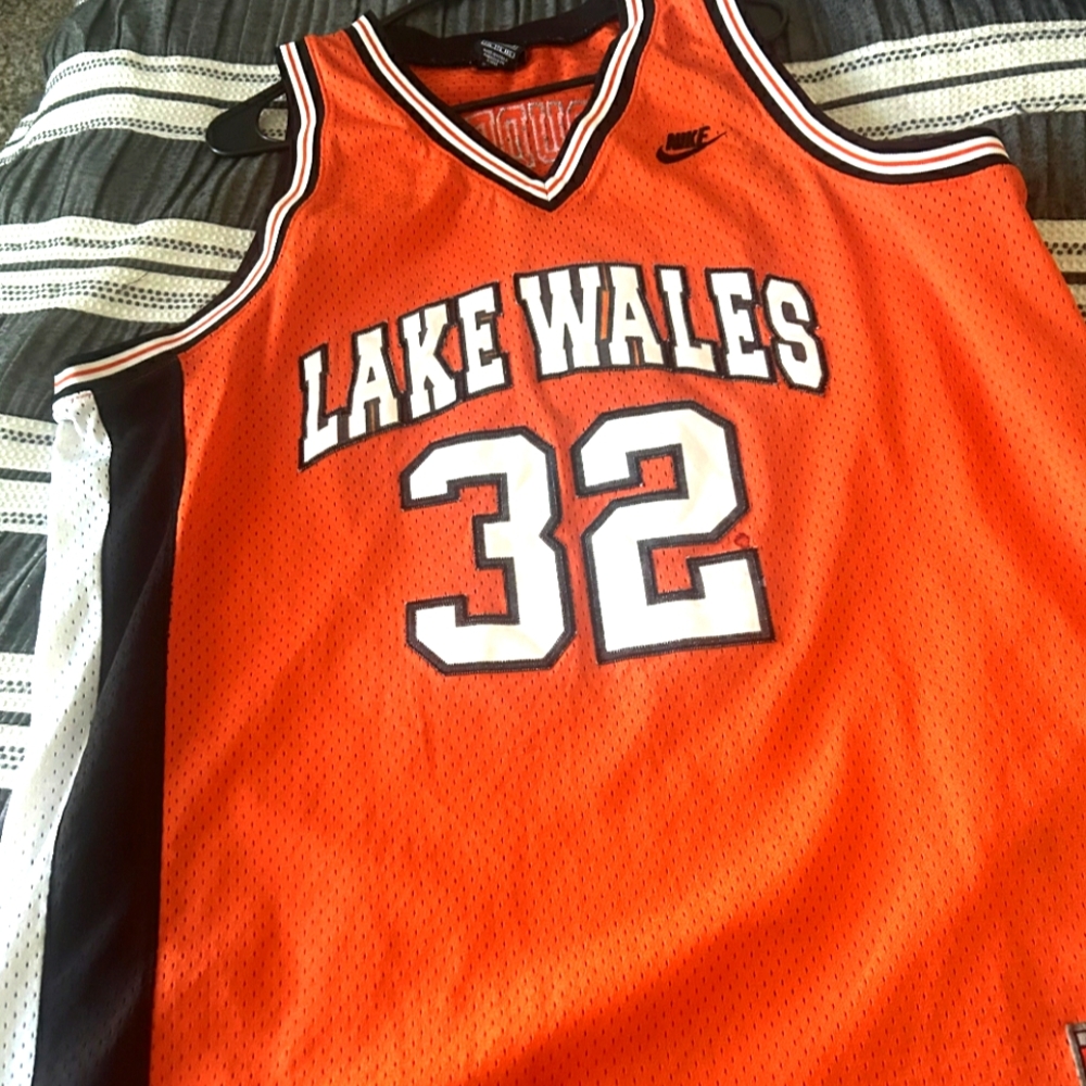 RARE TAG NIKE JERSEY